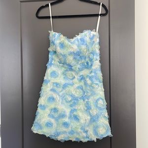 Selfie Leslie Strapless Blue Rose Dress